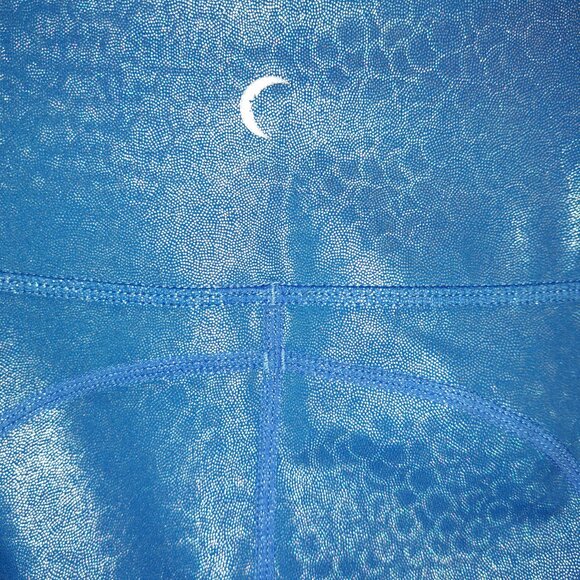 Zyia Active Blue Mermaid Pocket Light n Tight Legging/Capri,Metallic,Size 2 - Picture 7 of 10